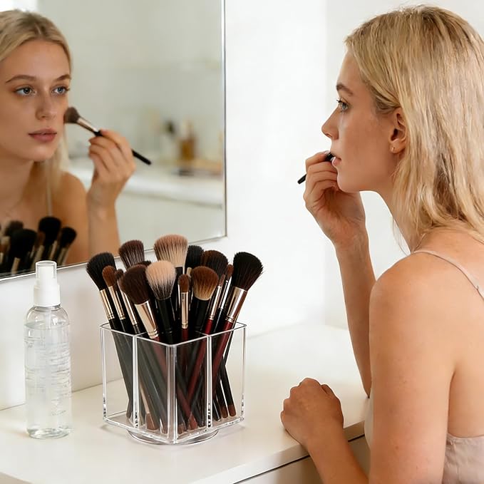 Acrylic Makeup Brush Holder, Clear Rotating Makeup Brush Holder Organizer with 4 Slots, Square Makeup Brush Cup for Vanity De