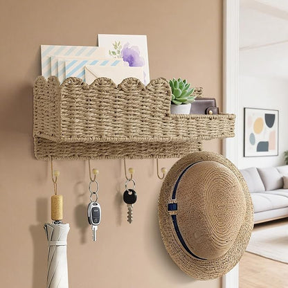 AELS Scalloped Woven Wall Mount Key Holder with 5 Hooks, Decorative Paperstraw Mail Organizer for Entryway, Wave Design Ratte